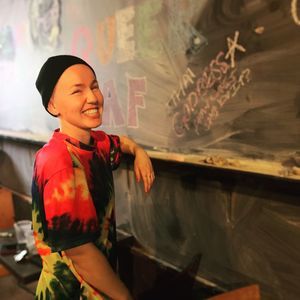 Meet your Posher, Alonys